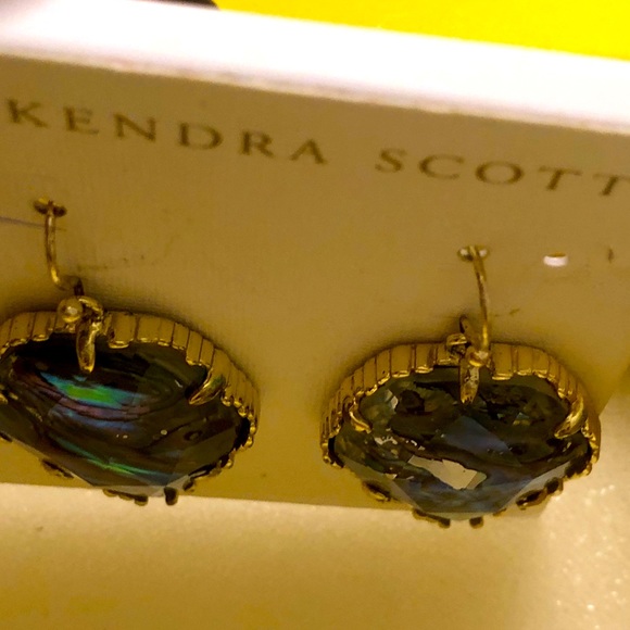 NWOT RARE & Retired Kendra Scott Corley Earrings Abalone Yellow Gold INCREDIBLE! - Picture 3 of 11